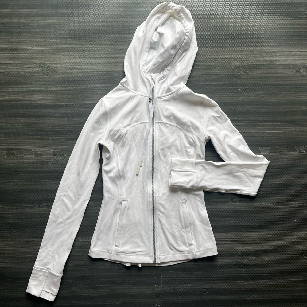 Lululemon Hooded Define Jacket (Third Release) in White Size 4